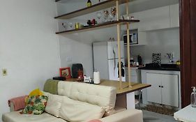 Cantinho da Lu em apt inteiro 1km da praia